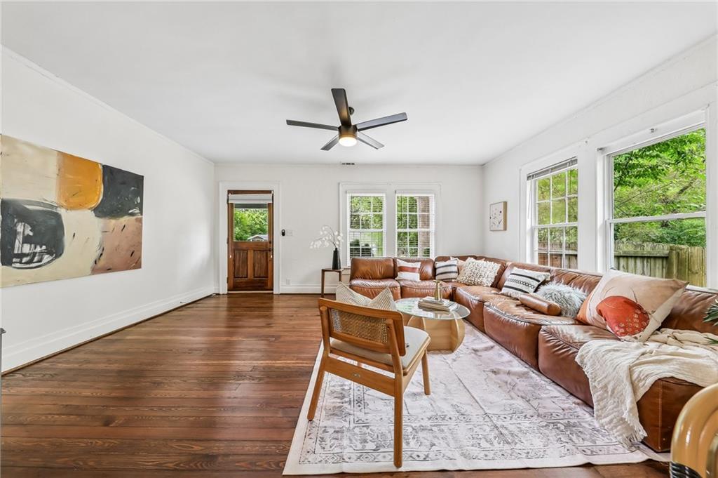 1077 Birch Street Southwest Atlanta, GA 30310 - Photo 7 of 33