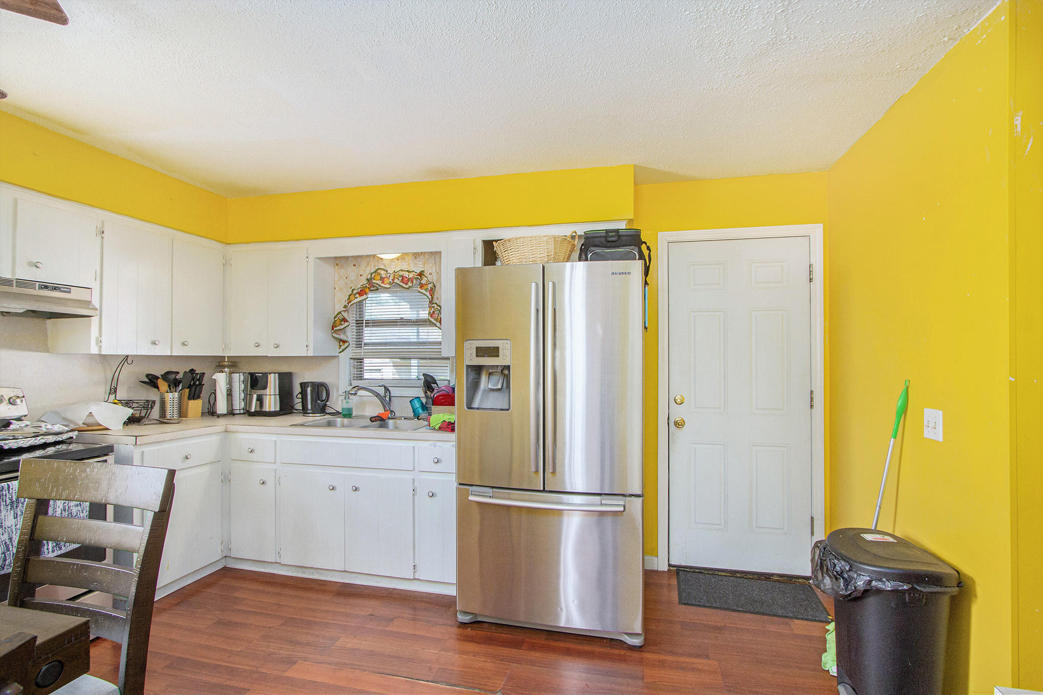 2706 Riley Avenue Southwest Wyoming, MI 49509 - Photo 5 of 21 IMG_6078