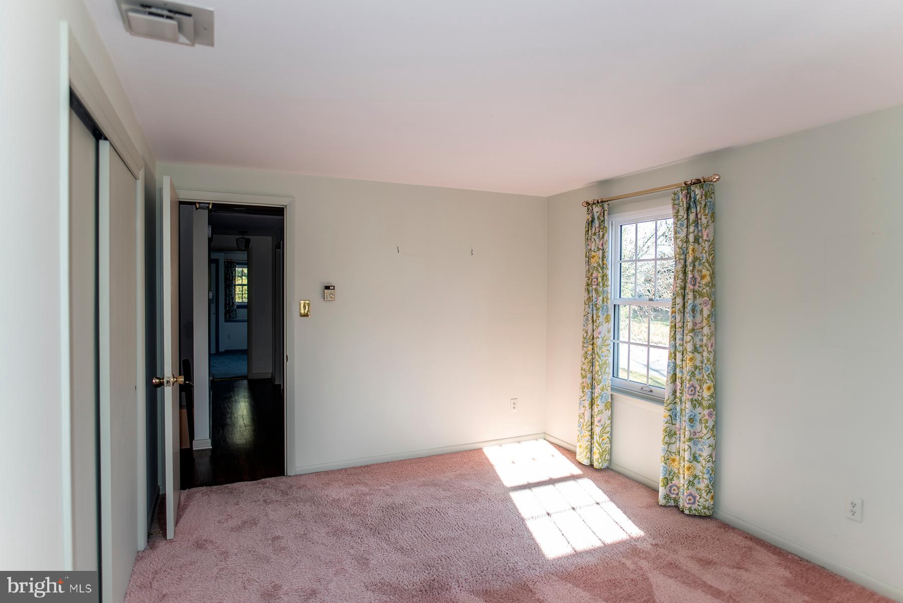 19652 Spring Creek Road Hagerstown, MD 21742 - Photo 21 of 29 Gallery Image 21