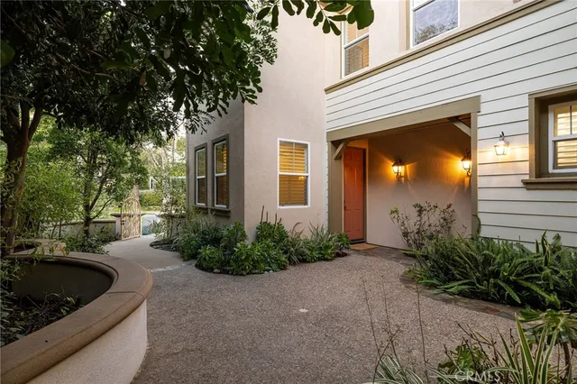$1,595,000 | 6 Mocha Lane, Ladera Ranch, CA 92694