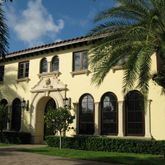 $11,000,000 | 1320 North Lake Way, Palm Beach, FL 33480