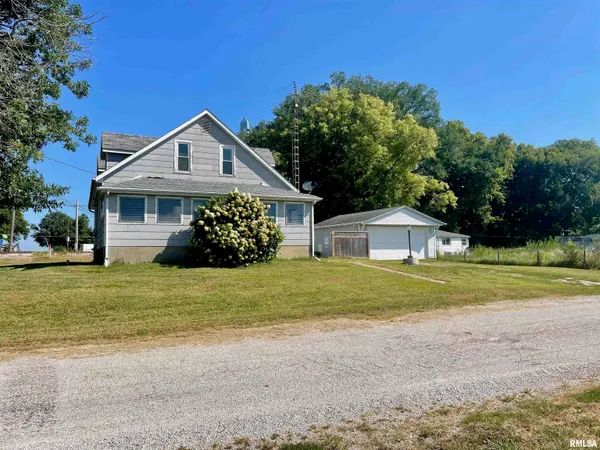 $169,600 | 1022 Sheldon Street, Elkhart, IL 62634