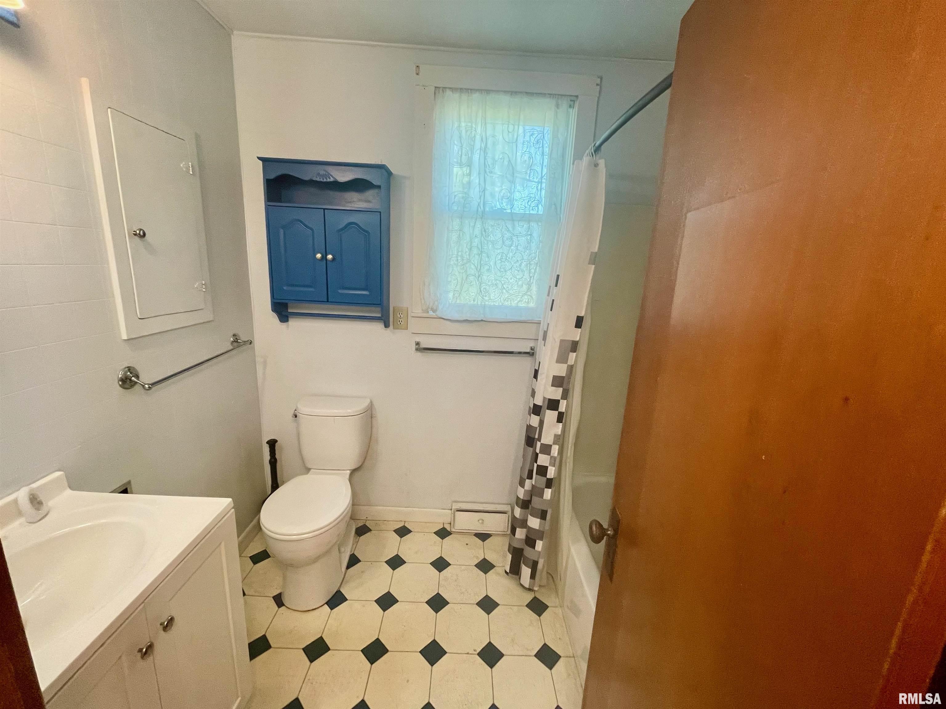 1022 Sheldon Street Elkhart, IL 62634 - Photo 11 of 20