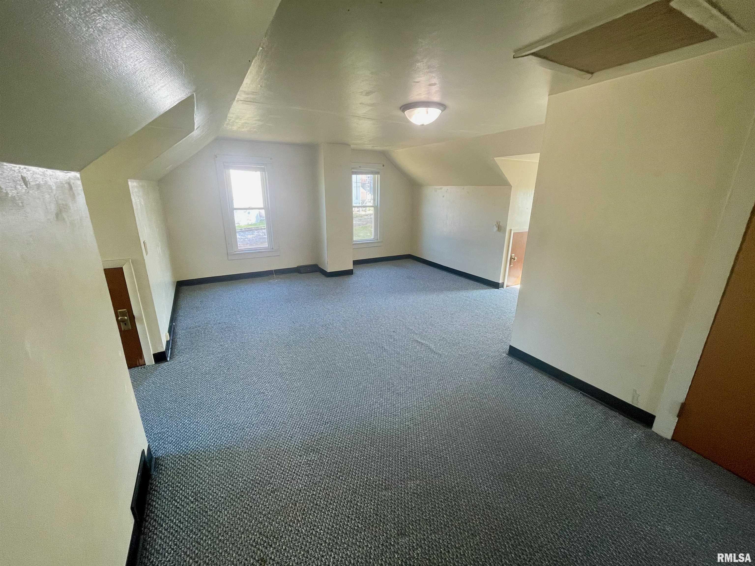 1022 Sheldon Street Elkhart, IL 62634 - Photo 15 of 20