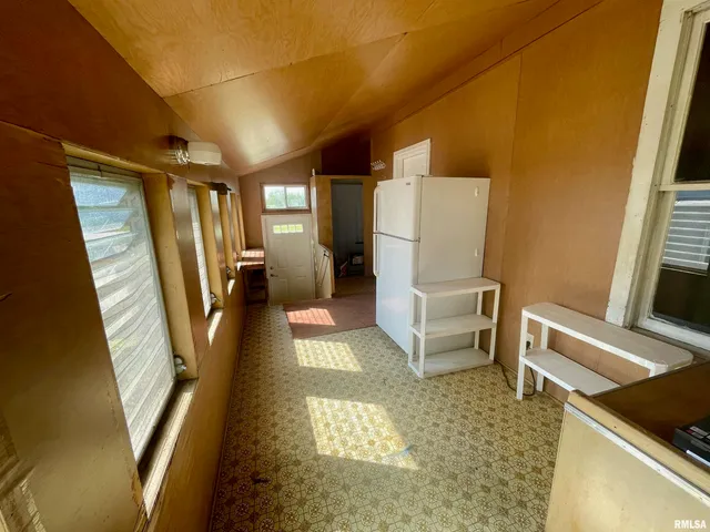 $190,000 | 1022 Sheldon Street, Elkhart, IL 62634