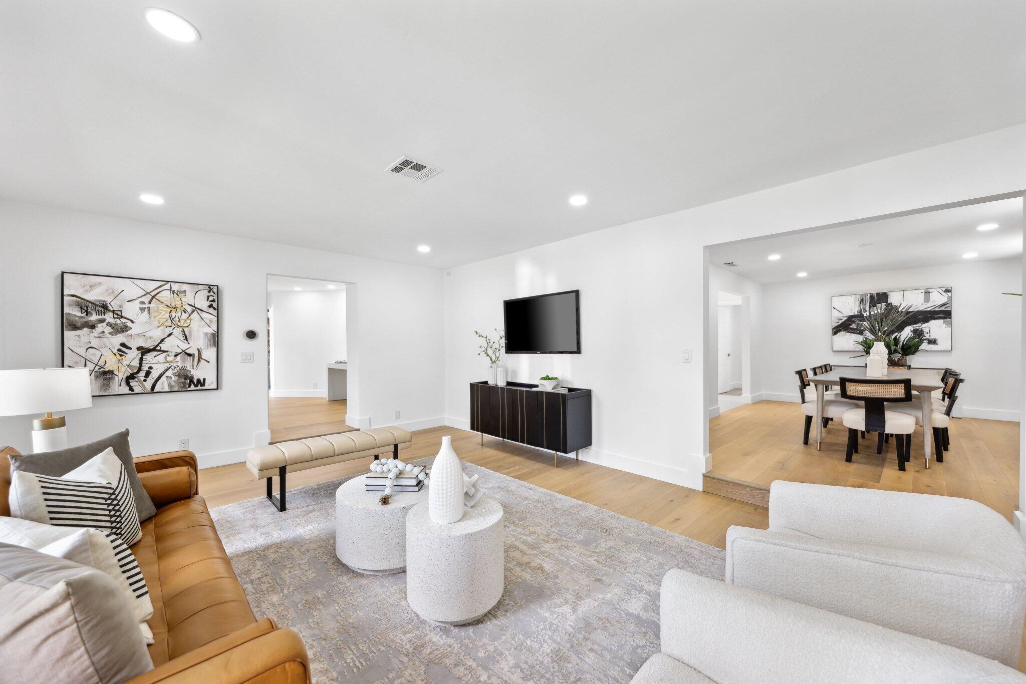 6794 Giralda Circle Boca Raton, FL 33433 - Photo 28 of 66 Family room