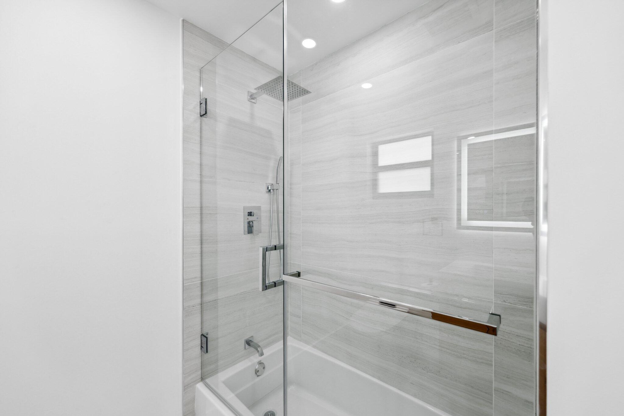 6794 Giralda Circle Boca Raton, FL 33433 - Photo 47 of 66 Bathroom 4