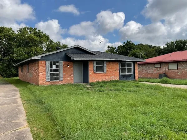 $149,899 | 13826 Willie Melton Boulevard, Kendleton, TX 77451