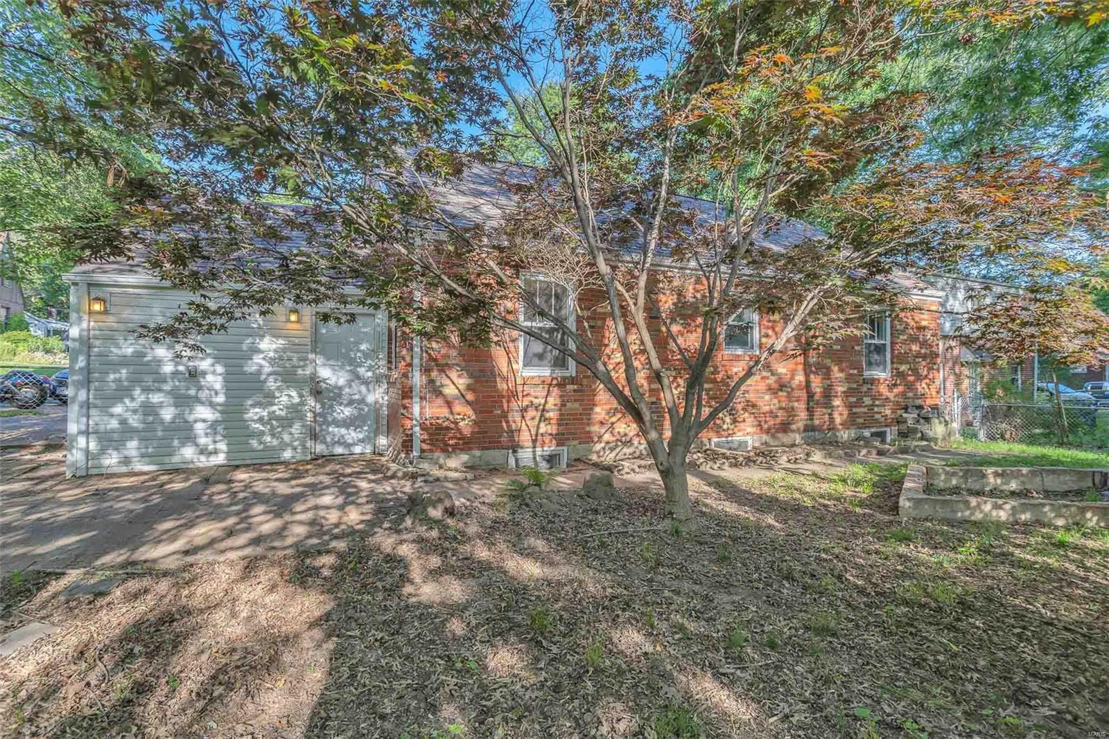 2 Raymar Place Ferguson, MO 63135 - Photo 3 of 28 Gallery Image 3