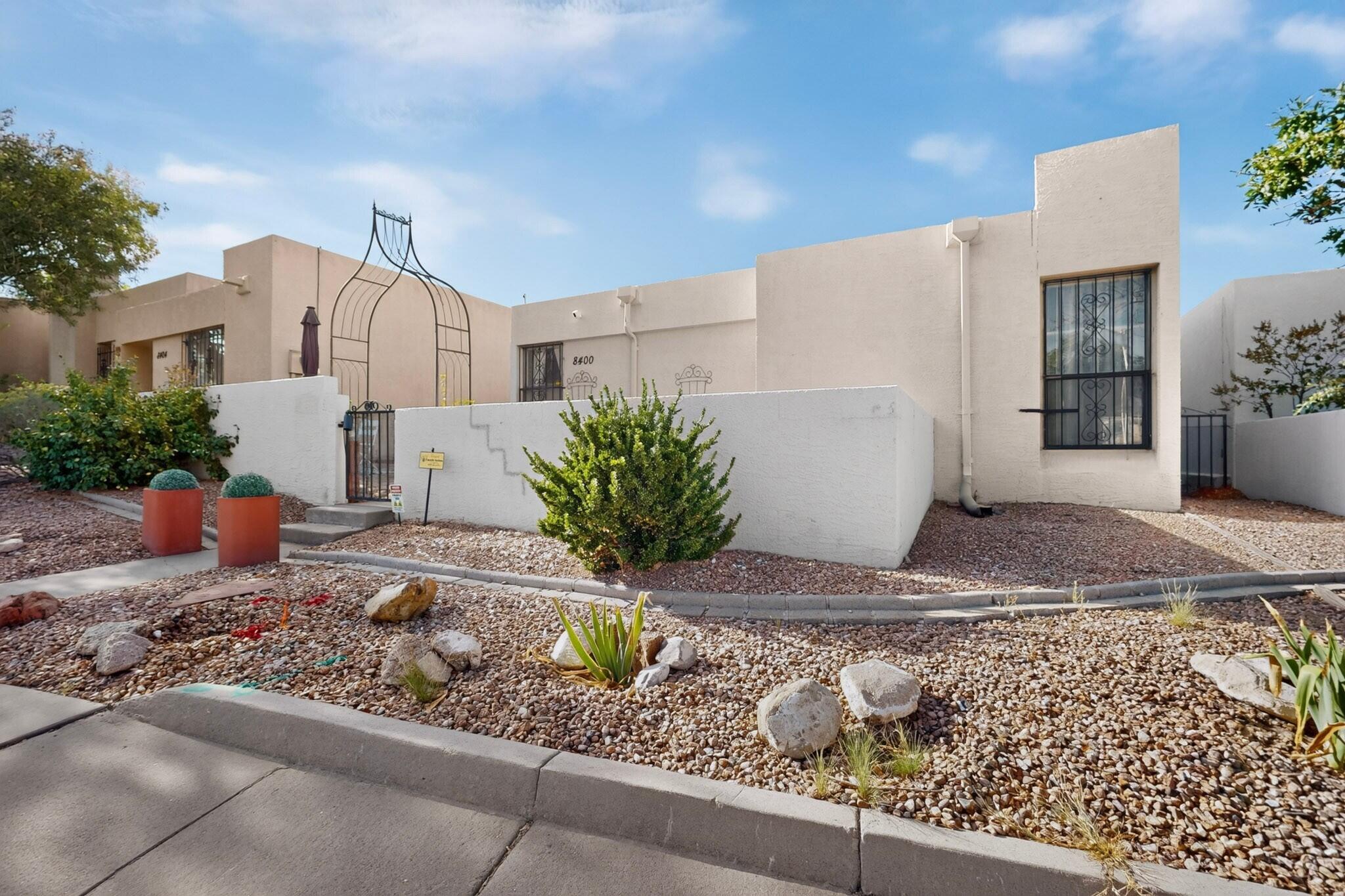 8400 Parrot Run Road Northeast Albuquerque, NM 87109 - Photo 2 of 29 Gallery Image 2