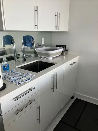 $3,200 | 555 Northeast 15th Street, Unit 19K, Miami, FL 33132