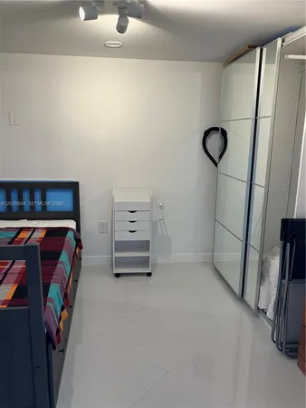 $3,200 | 555 Northeast 15th Street, Unit 19K, Miami, FL 33132