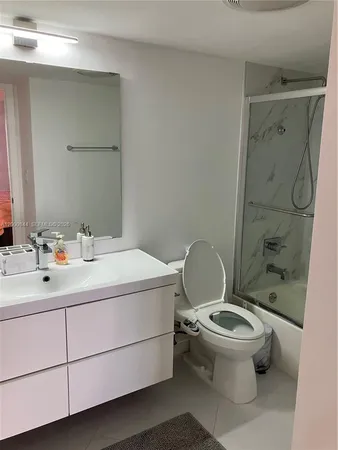 $3,200 | 555 Northeast 15th Street, Unit 19K, Miami, FL 33132