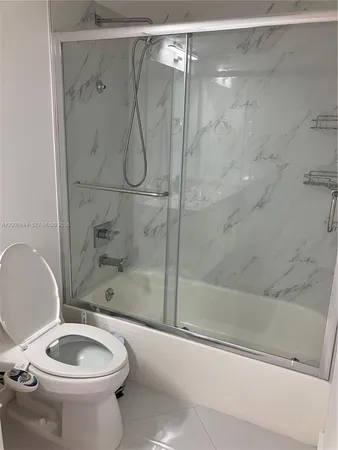 $3,200 | 555 Northeast 15th Street, Unit 19K, Miami, FL 33132