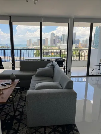 $3,200 | 555 Northeast 15th Street, Unit 19K, Miami, FL 33132