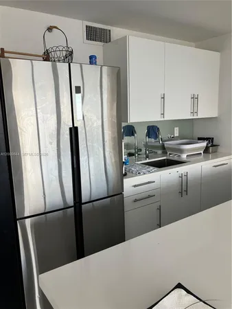 $3,200 | 555 Northeast 15th Street, Unit 19K, Miami, FL 33132
