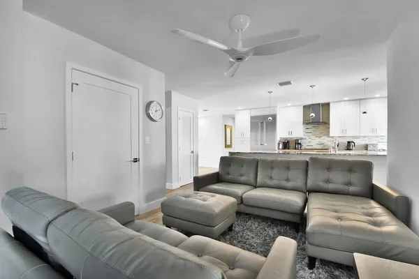 $1,199,000 | 1920 Northeast 52nd Street, Fort Lauderdale, FL 33308