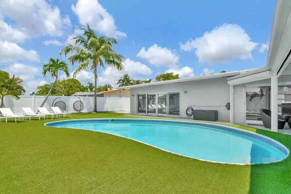 $1,199,000 | 1920 Northeast 52nd Street, Fort Lauderdale, FL 33308