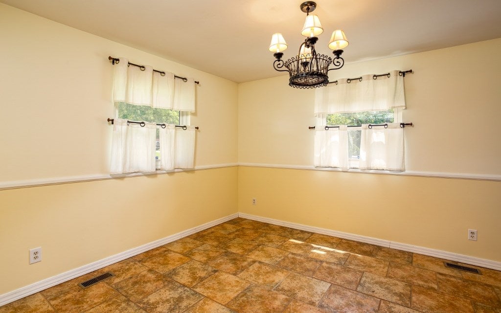 3169 McCoy Road Huntington, WV 25701 - Photo 12 of 31 Gallery Image 12