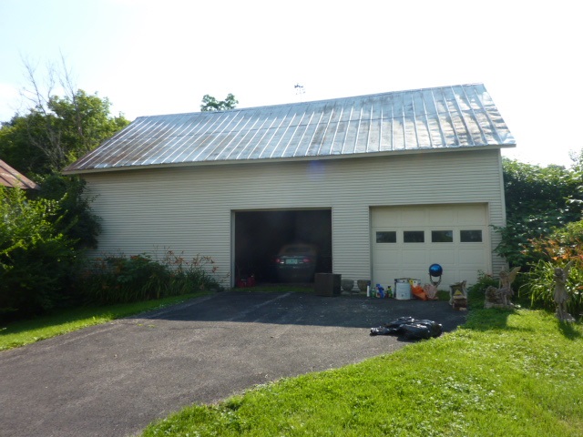 10575 Rte 116 Hinesburg, VT 05461 - Photo 8 of 10 Gallery Image 8