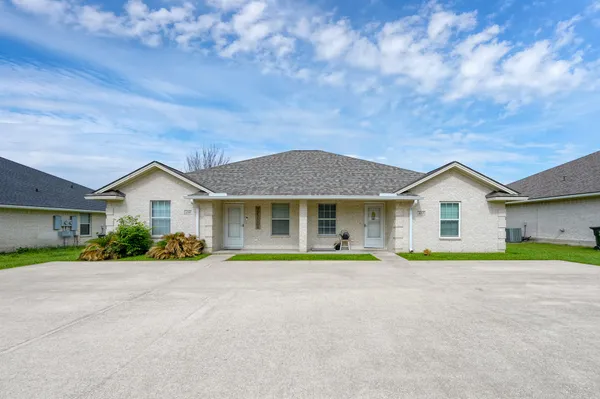$1,500 | 410 Freeman Avenue, Bryan, TX 77803