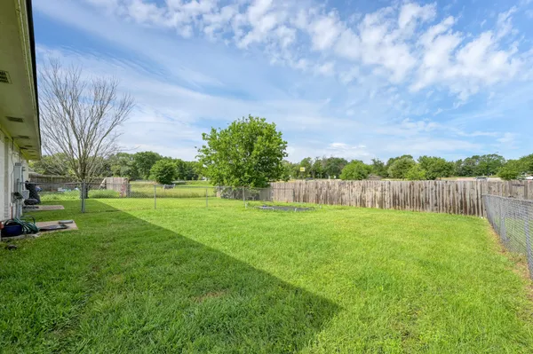 $1,500 | 410 Freeman Avenue, Bryan, TX 77803