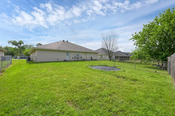 $1,500 | 410 Freeman Avenue, Bryan, TX 77803