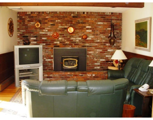 27 Olde Farms Road Boxford, MA 01921 - Photo 4 of 21