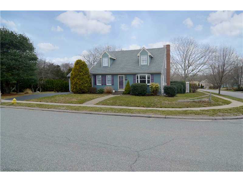 225 Weathervane Road South Kingstown, RI 02879 - Photo 15 of 25 Yard/Garden.