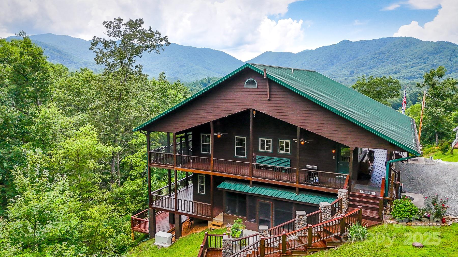 100 Chestnut Oak Ridge Robbinsville, NC 28771 - Photo 1 of 48 Gallery Image 1