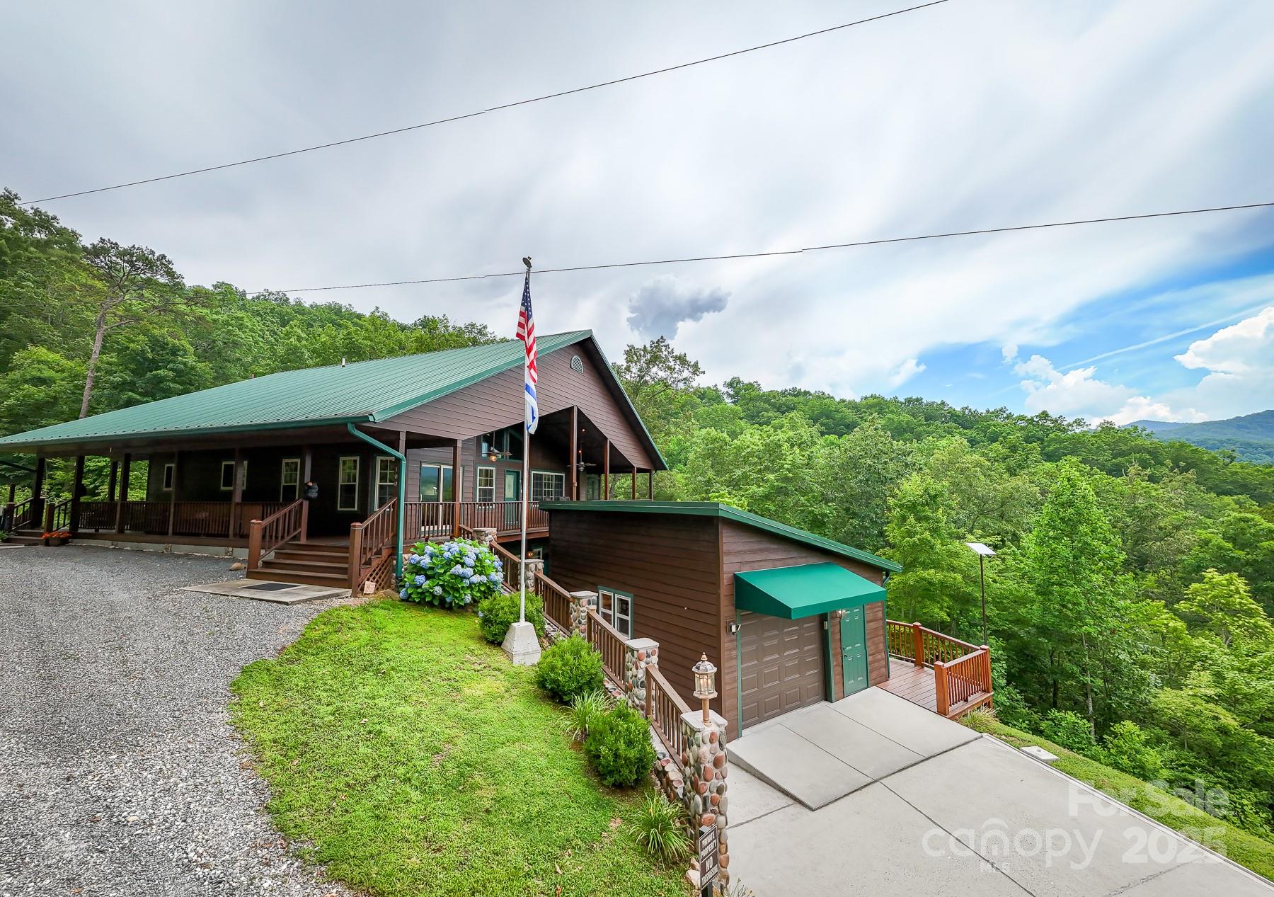 100 Chestnut Oak Ridge Robbinsville, NC 28771 - Photo 4 of 48 Gallery Image 4