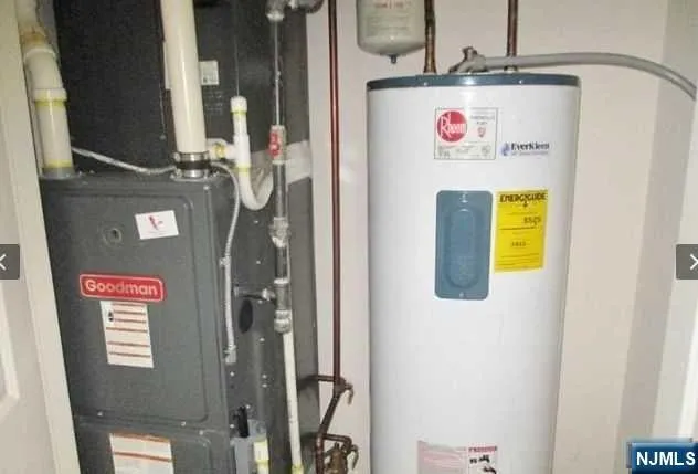 $3,000 | 380-382 Anderson Avenue, Unit C1, Cliffside Park, NJ 07010