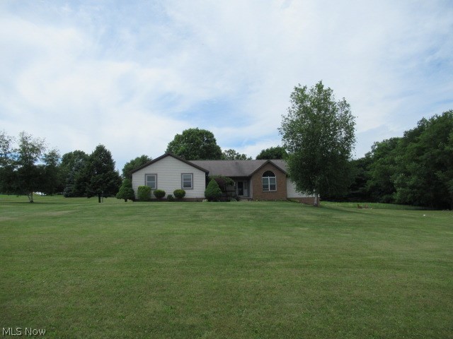 4554 South Medina Line Road Wadsworth, OH 44281 - Photo 4 of 35 Gallery Image 4