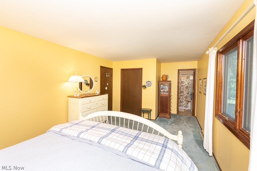 7274 Ames Road Parma, OH 44130 - Photo 14 of 24 Gallery Image 14