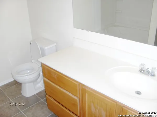 a bathroom with bathtub