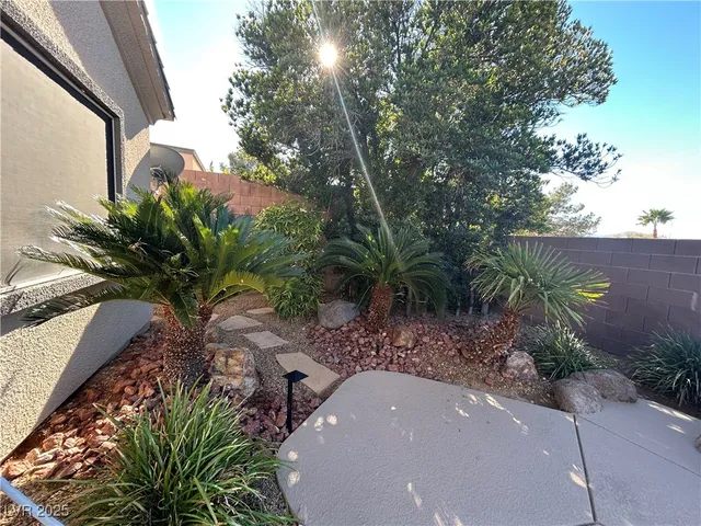 $3,050 | 2685 La Boutique Street, Henderson, NV 89044