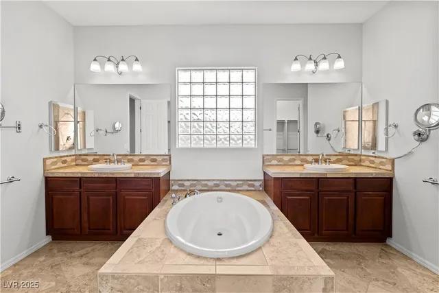 $2,950 | 2685 La Boutique Street, Henderson, NV 89044