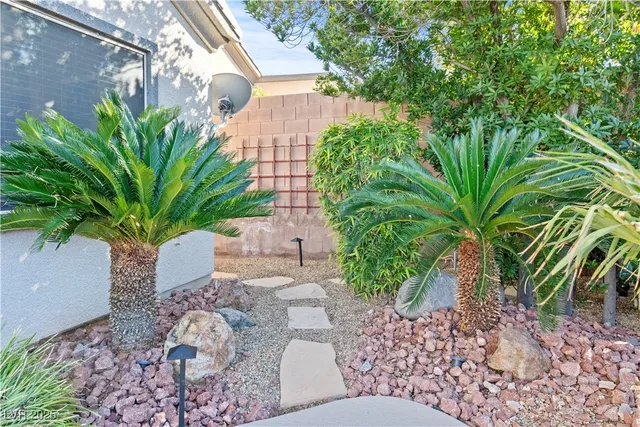 $2,950 | 2685 La Boutique Street, Henderson, NV 89044