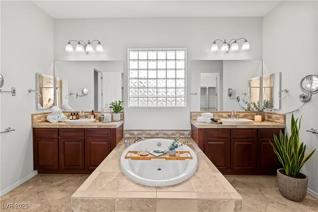 $2,950 | 2685 La Boutique Street, Henderson, NV 89044