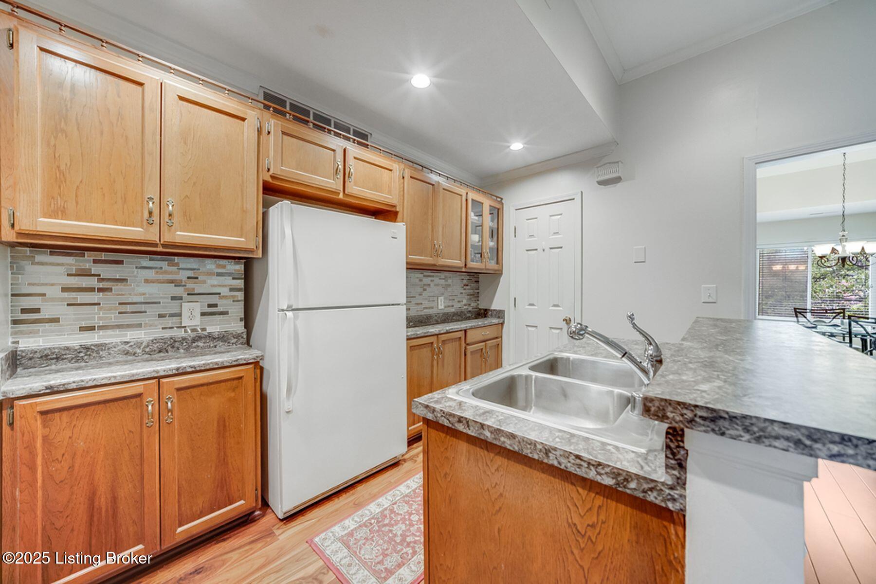 262 Moser Road, Unit 262 Louisville, KY 40223 - Photo 27 of 40 photo_online_025