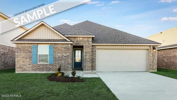 $260,500 | 137 Ivywood Court, Duson, LA 70529