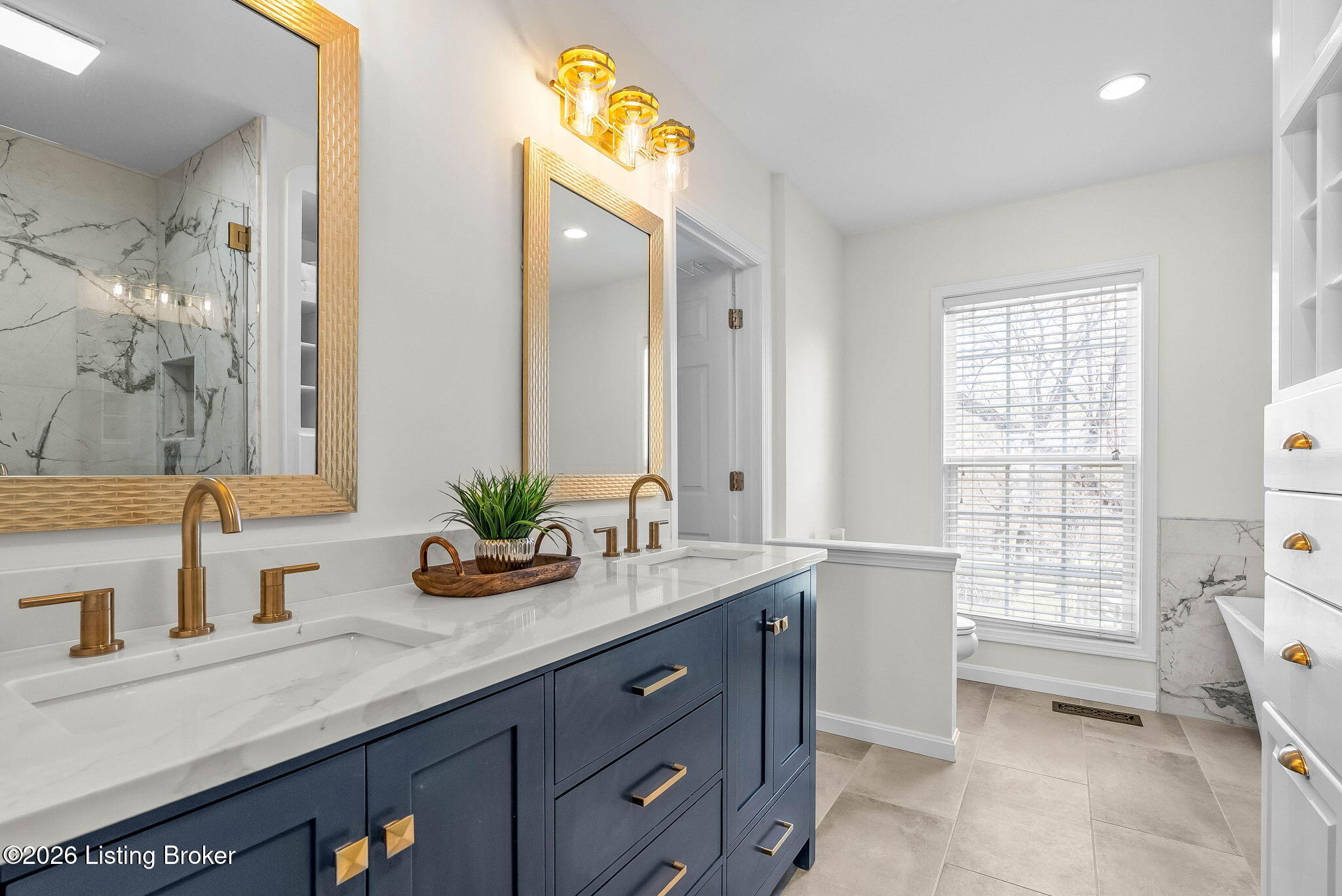 1726 Riverside Drive Prospect, KY 40059 - Photo 27 of 63 Double Vanity