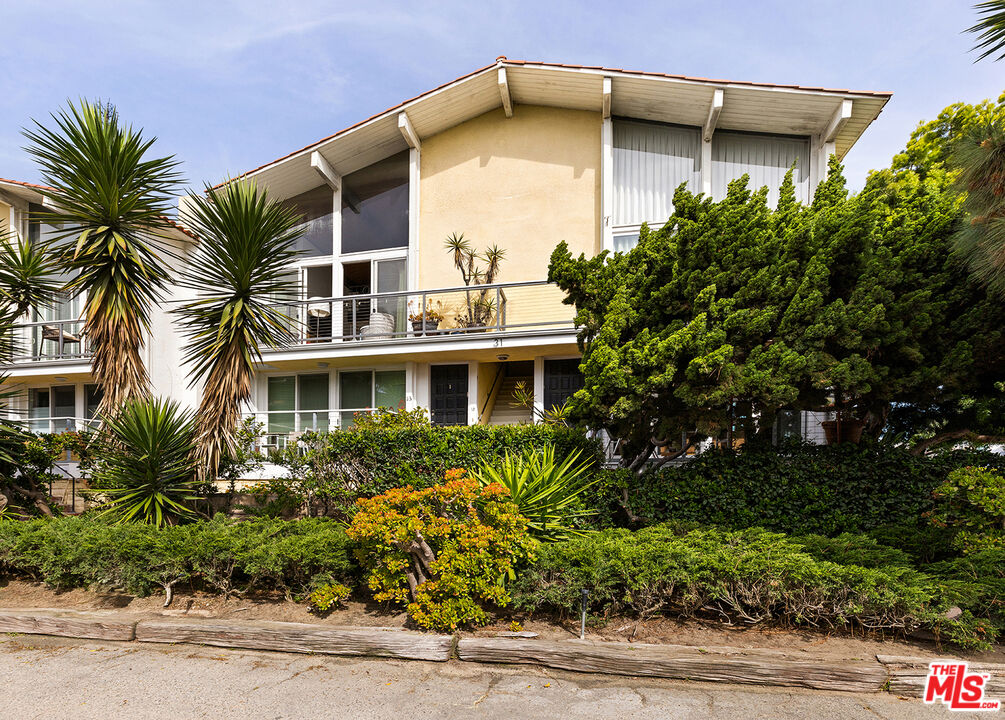 31 Spinnaker Street, Unit 15 Marina del Rey, CA 90292 - Photo 7 of 21