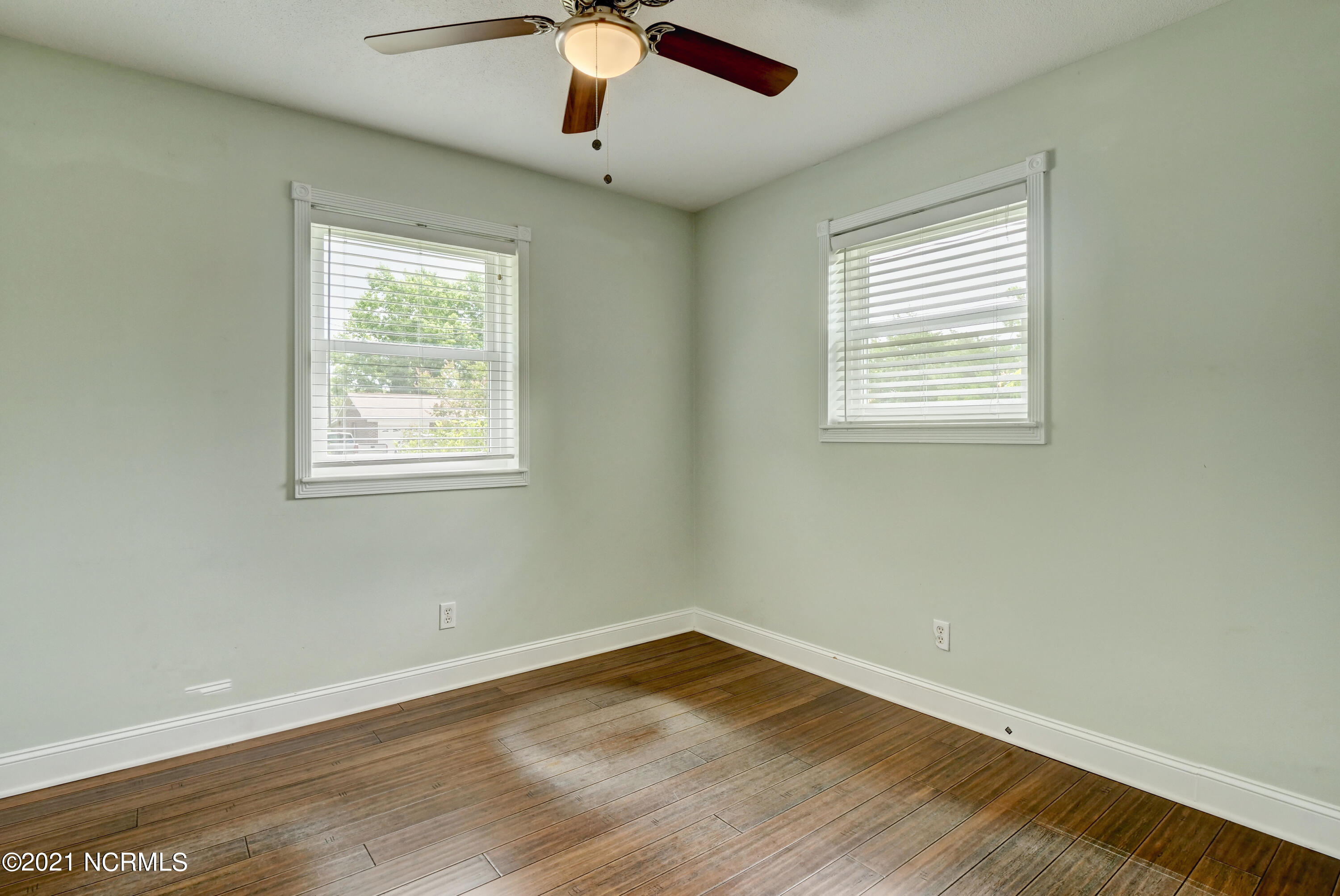 409 Rheims Way Wilmington, NC 28412 - Photo 18 of 28 P5055404_05_06_07_08_09_10