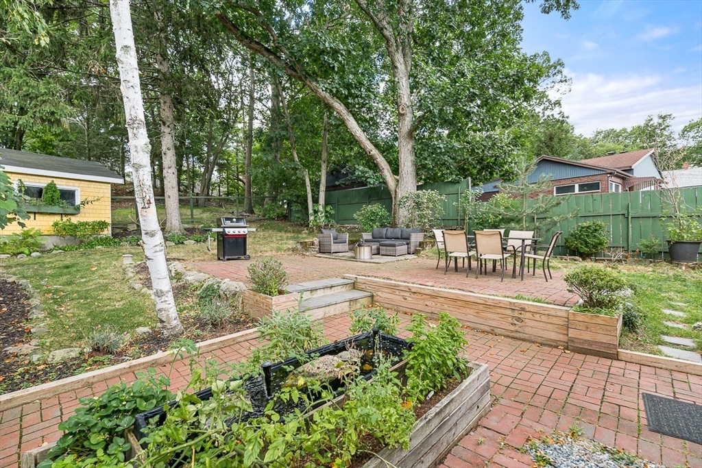 87 Great Woods Road Saugus, MA 01906 - Photo 33 of 38 Gallery Image 33