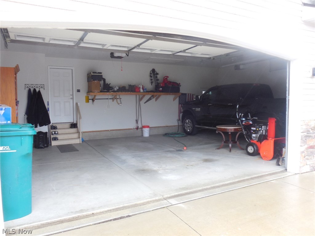 6690 Heisley Road Mentor, OH 44060 - Photo 8 of 35 3 car, or truck, garage