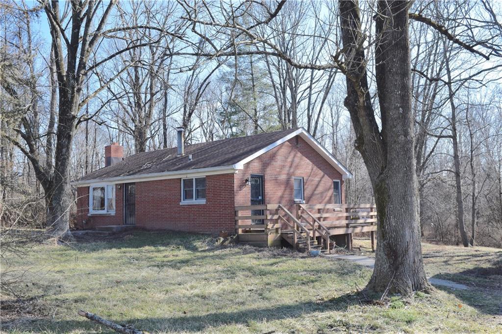 6921 Camby Road Indianapolis, IN 46221 - Photo 2 of 32 Gallery Image 2