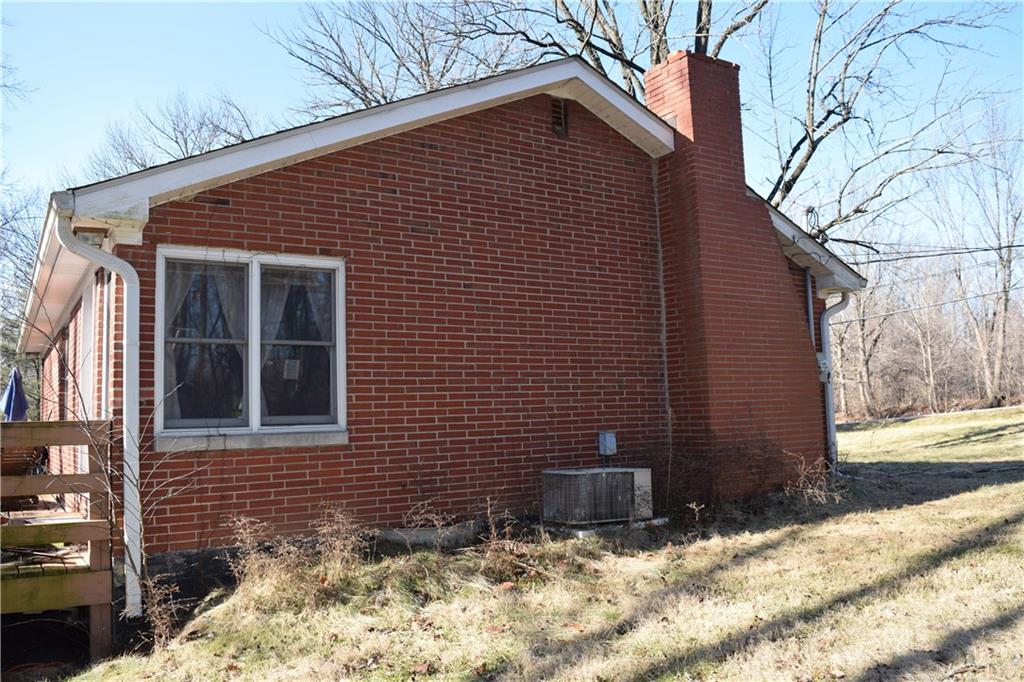 6921 Camby Road Indianapolis, IN 46221 - Photo 6 of 32 Gallery Image 6