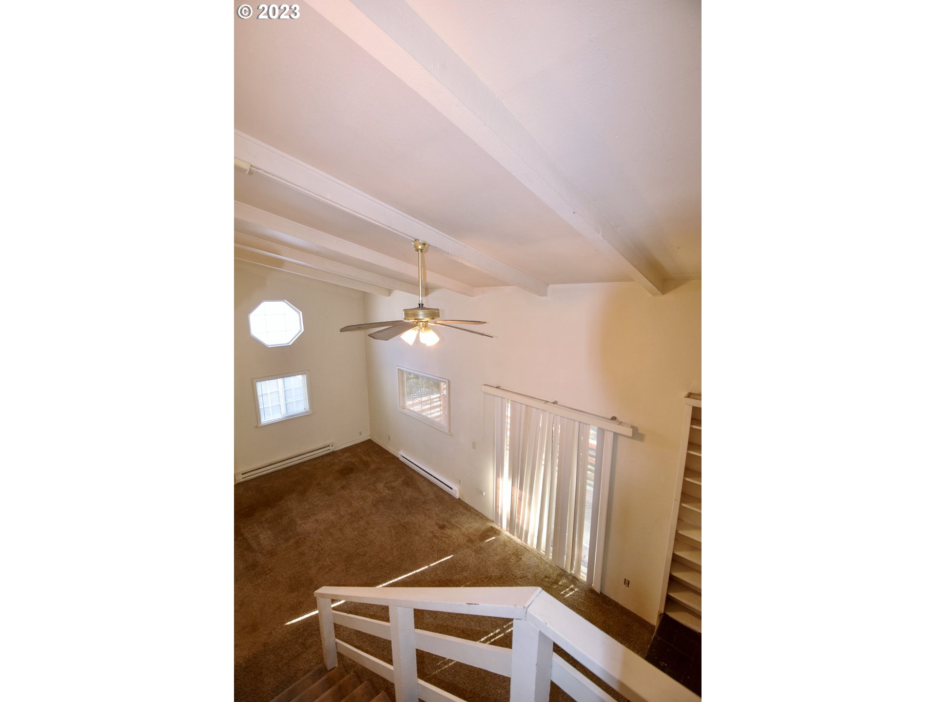 304 Southeast Boulevard Way Estacada, OR 97023 - Photo 9 of 15 a view of an entryway with floor