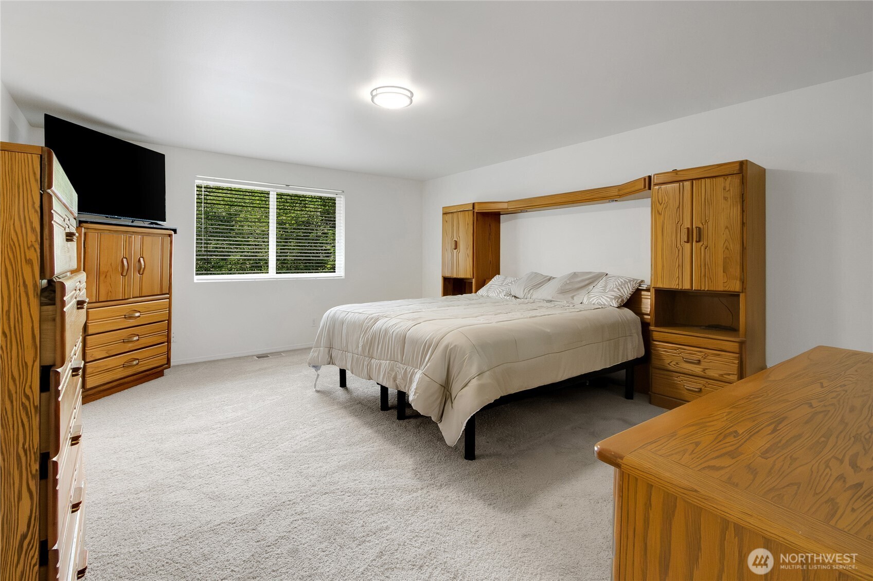 12311 Holtz Road East Eatonville, WA 98328 - Photo 9 of 34